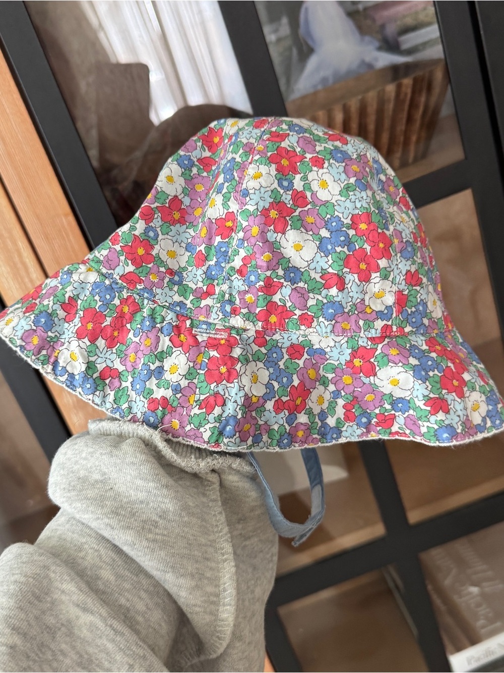Mini Boden floral hat toddler girl ditsy print chambray sun poplin bucket chin